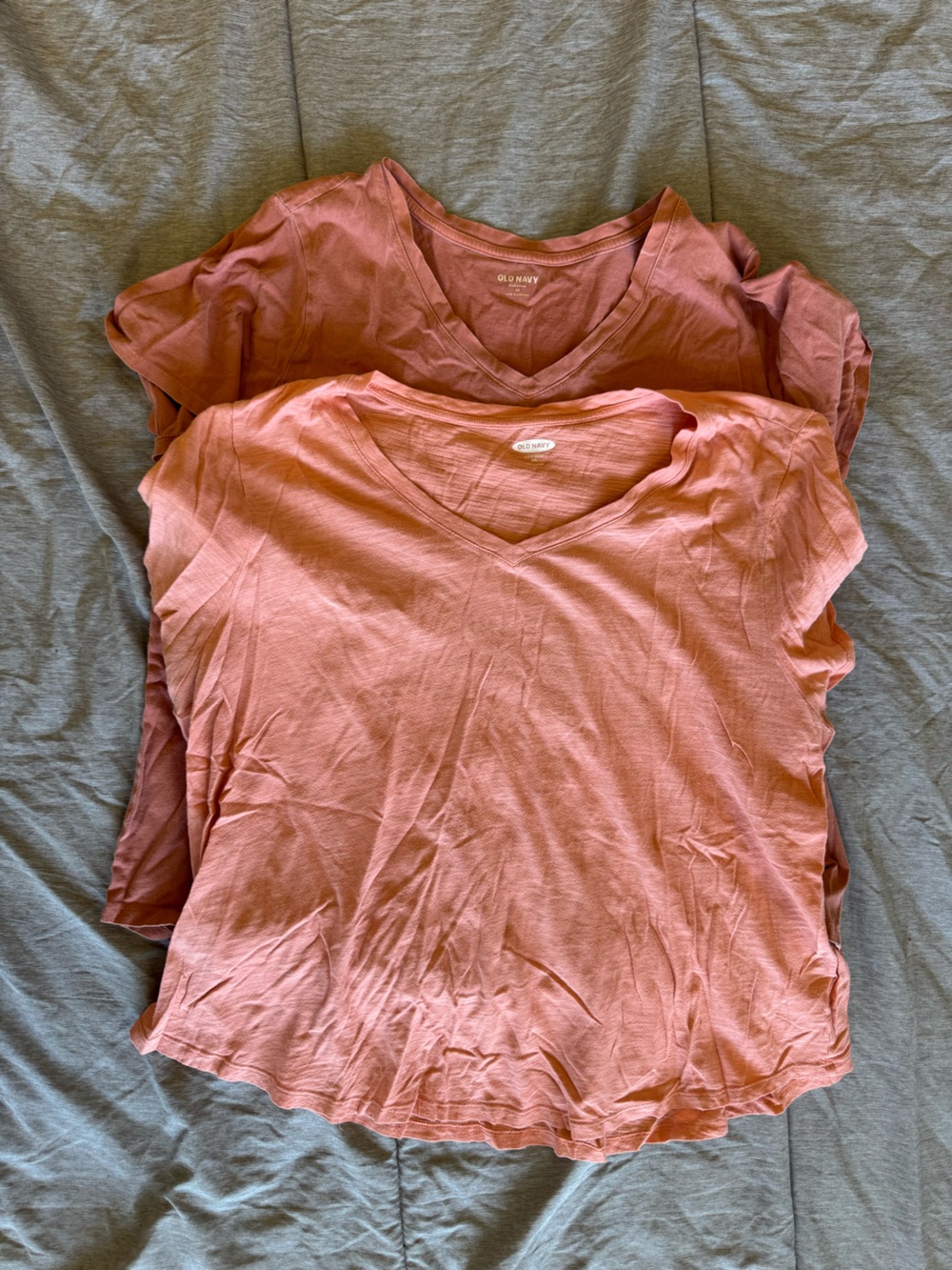 Old Navy Women's V-Neck Tee (Set of 2)